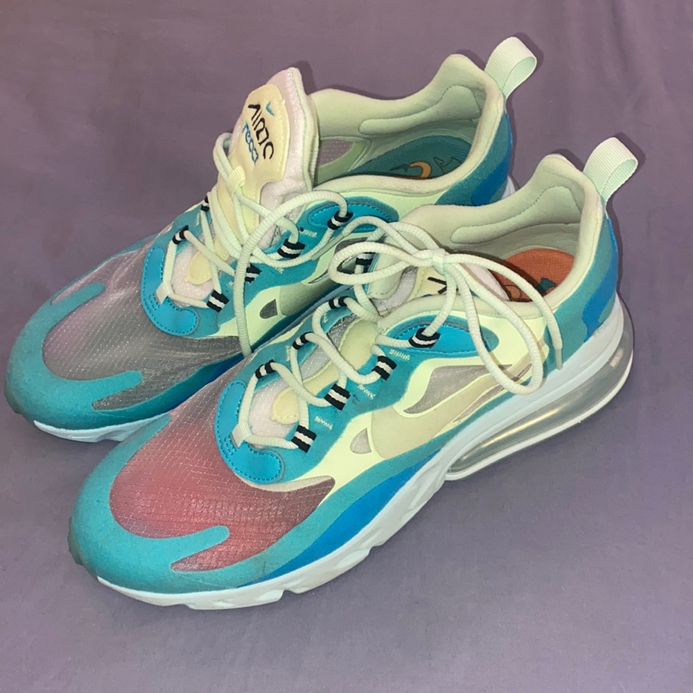 Nike Air 270 React Sneaker